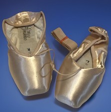 Grishko 4.5 XXXX 2007 SS Ballet Pointe Shoe RUSSIA tried on  set aside READ