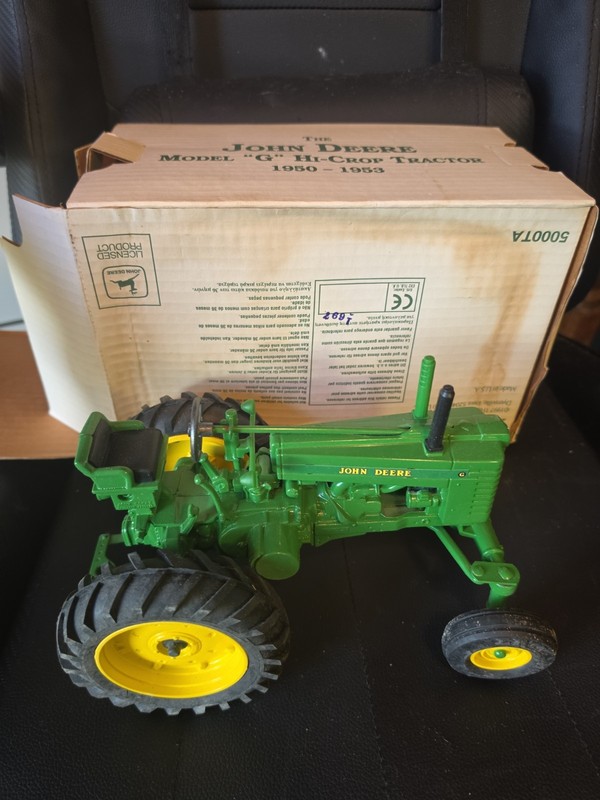 ERTL John Deere Model G Tractor 1:16 Scale Diecast TWO CYLINER EXPO