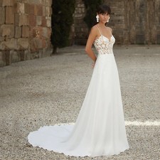 A-line Wedding Dress Lace Applique Spaghetti Straps Backless Elegant Bridal Gown