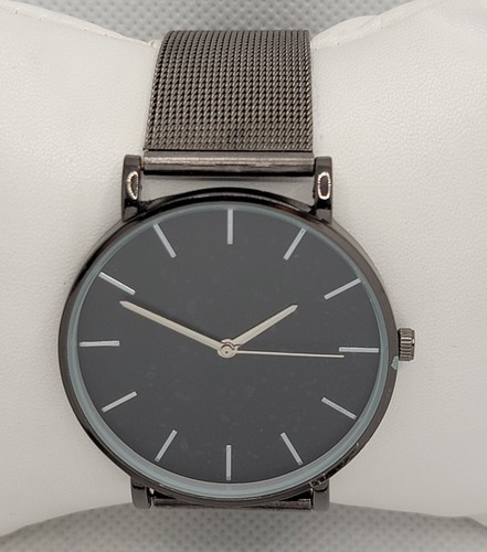 Mens Minimalistic Classic Round Gray Matte Case Black Dial Mesh Band Watch K4 - Picture 4 of 9