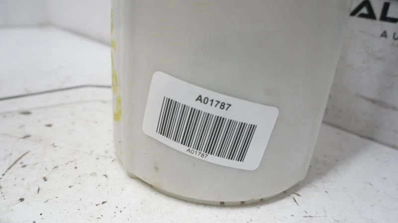 Chevrolet Silverado 2500 2011 conjunto de bomba de combustible 13581740 OEM Foto 2 de 4