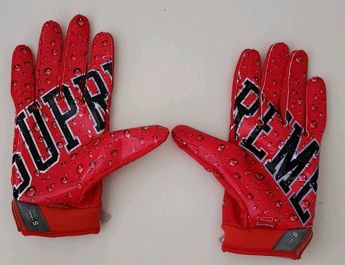 セール‼️SUPREME NIKE VAPOR JET 4.0 GLOVE Supreme Nike Vapor Jet 4.0 Football Gloves Black - FW18 - US