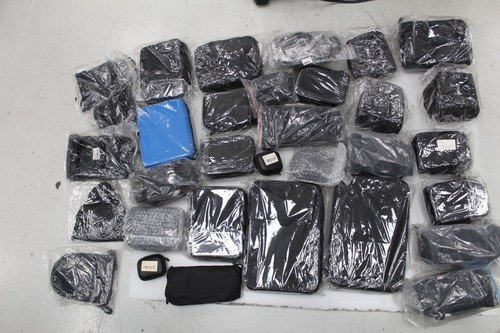 lot of 32 camera bags and pouches - BRAND NEW SEALED