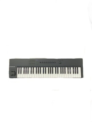 NATIVE INSTRUMENTS Keyboard Instrument Other KOMPLETE KONTROL A61 Midi Used