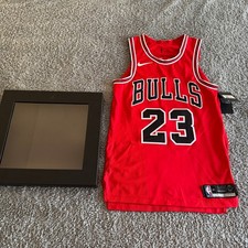 Ultimate Chicago Bulls Collector and Super Fan Gift Guide  55