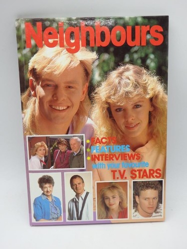 NEIGHBOURS TV Soap ANNUALS 1989 1990 1991, Special & Fact / Interviews Book - Picture 19 of 24