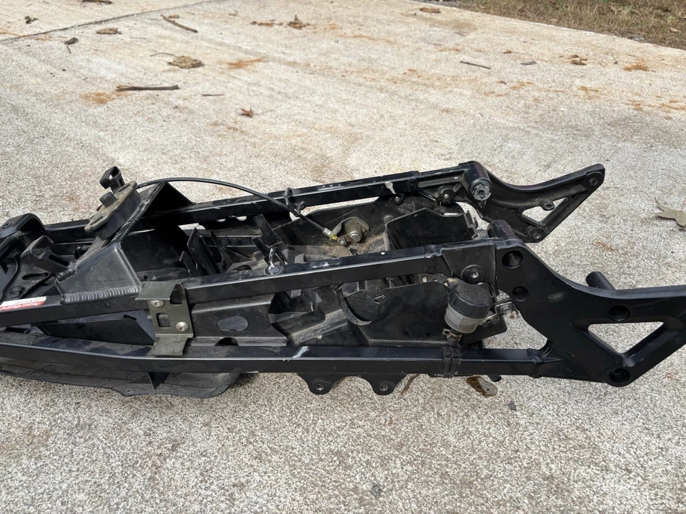 2004 Suzuki GSXR1000 Rear Seat Rail Subframe Sub Frame oem 03-04 - Image 4 of 4