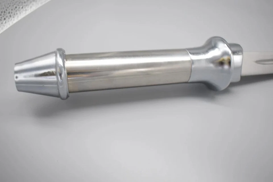 Hoja de ángel de acero macizo de 22" con soporte - sobrenatural Foto 3 de 4