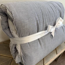 POTTERY BARN KIDS CHAMBRAY REVERSIBLE COMFORTER, FULL / QUEEN 86" SQ ~ BLUE