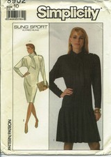 S 8902 sewing pattern Pullover DRESS straight skirt or Flounce sew UNCUT size 10