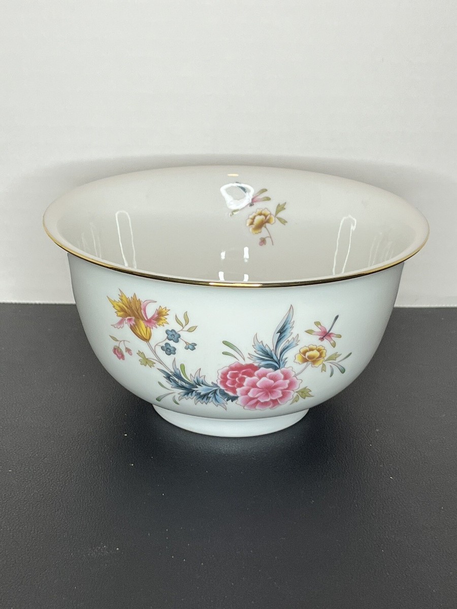 Crisp White Porcelain Serving Bowl W/Dragonfly Flowers 1981 Avon Vintage