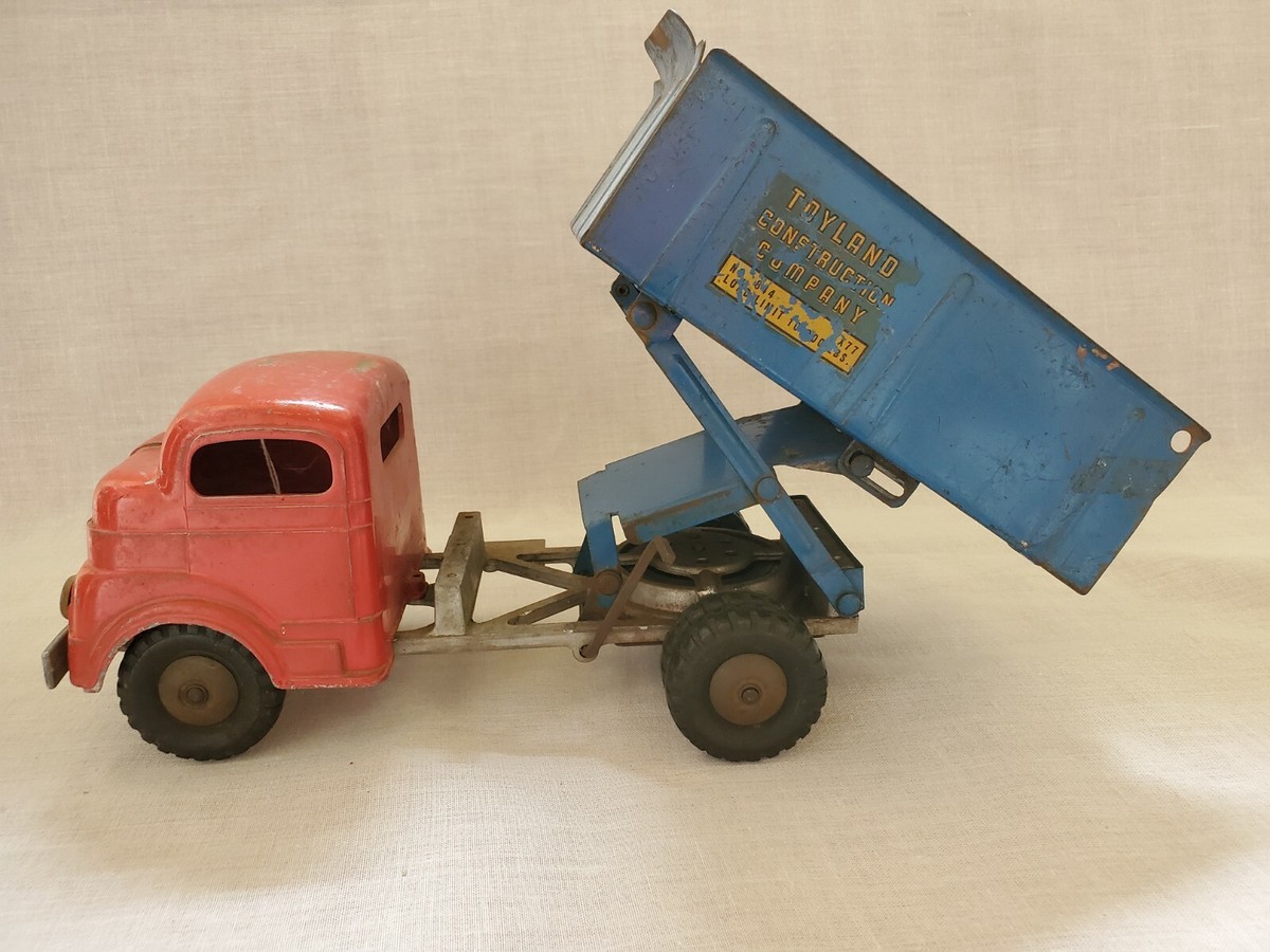 【驚きの値段】 Vintage STRUCTO Toyland Construction Company Wind-up Pressed ミニカー