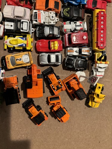 LOT OF Over 90 VINTAGE MICRO MACHINES SPORTS CARS, MUSCLE CARS GALOOB - Picture 4 of 8