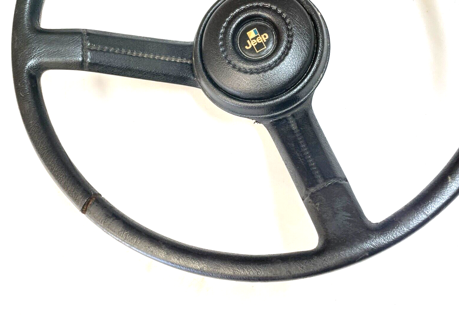 Jeep steering wheel CJ5 CJ7 CJ8 7686 AMC horn button black OE factory