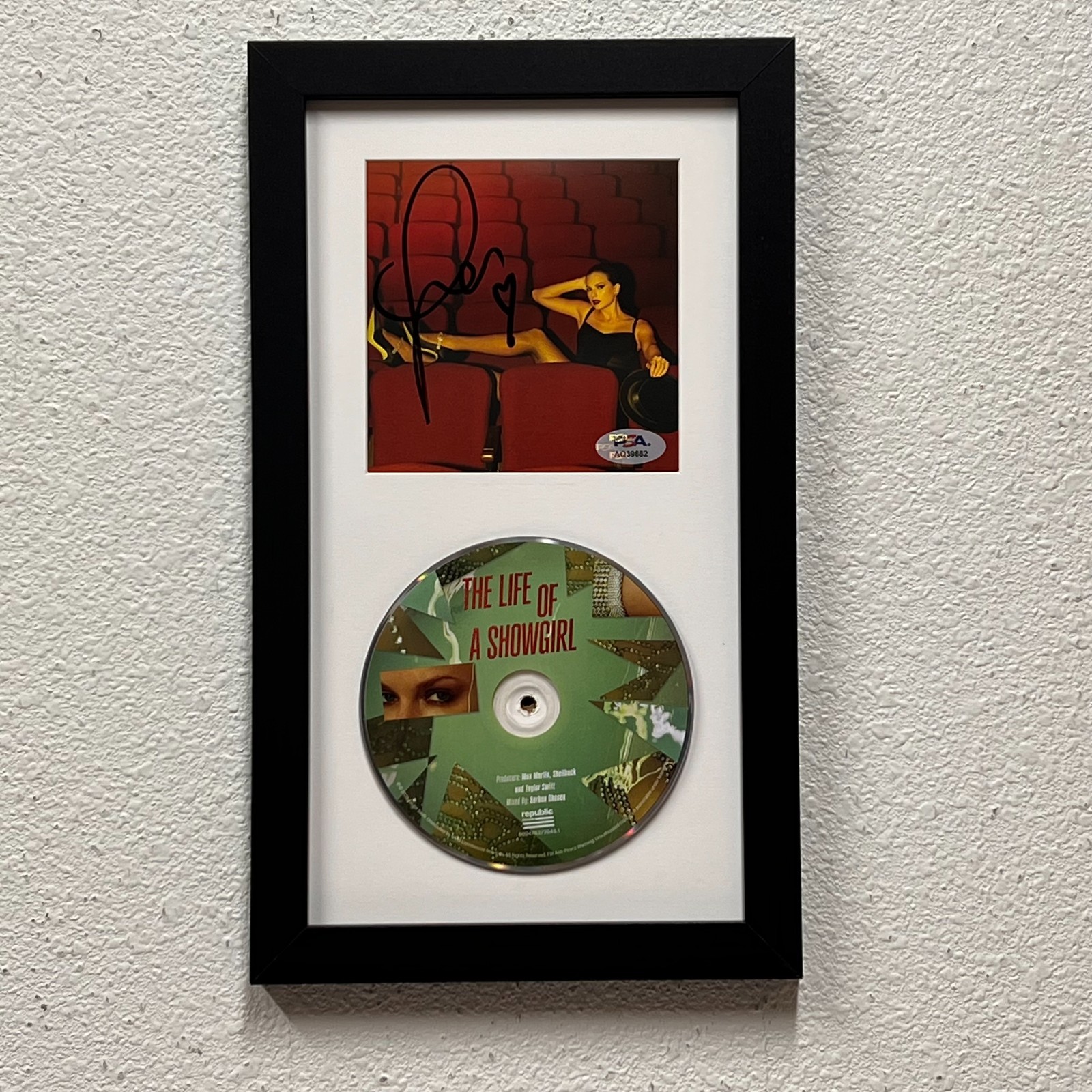 Taylor Swift Signed CD Cover Framed PSA/DNA The Life of a Showgirl
