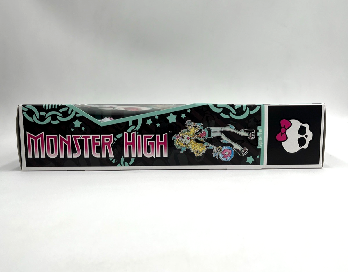 LAGOONA BLUE BOORIGINAL CREEPRODUCTION MONSTER HIGH DOLL MATTEL