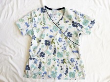 SB Scrubs Ladies Small Blue Floral V-neck Cinch Back