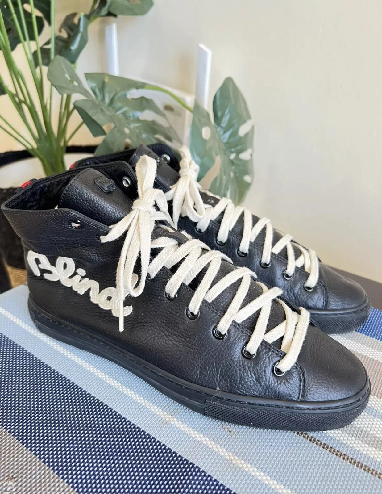 Baskets montantes Gucci « Blind For Love » en cuir noir taille US 6    UK 5,5