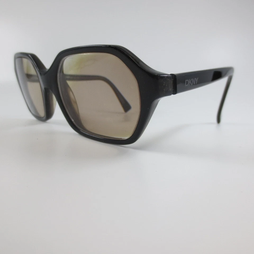 Dkny 太阳镜框 7814S 963 女式哑光黑色塑料方形全边 135 — 第 2/4 张图片