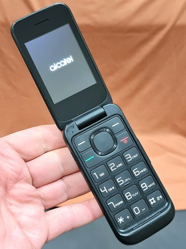 Alcatel 2053X (Unlocked) Flip Mobile Phone Excellent Condition With Charger - Picture 4 of 10