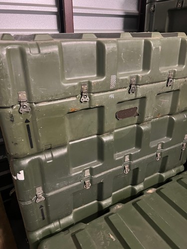 Pelican Hardigg US Military Weapons Transport  Storage 12 Rifle Rack Hard Case