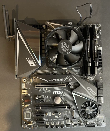 MSI MPG X570 GAMING EDGE WIFI + Ryzen 3 2300XCPU + 970 EVO 500GB NVMe + 16GB RAM