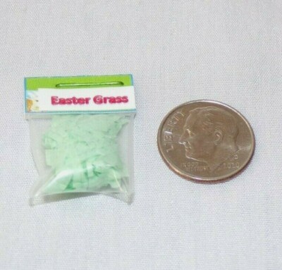 Dollhouse Miniature Easter Basket Grass 1:12 Store Display Package Green