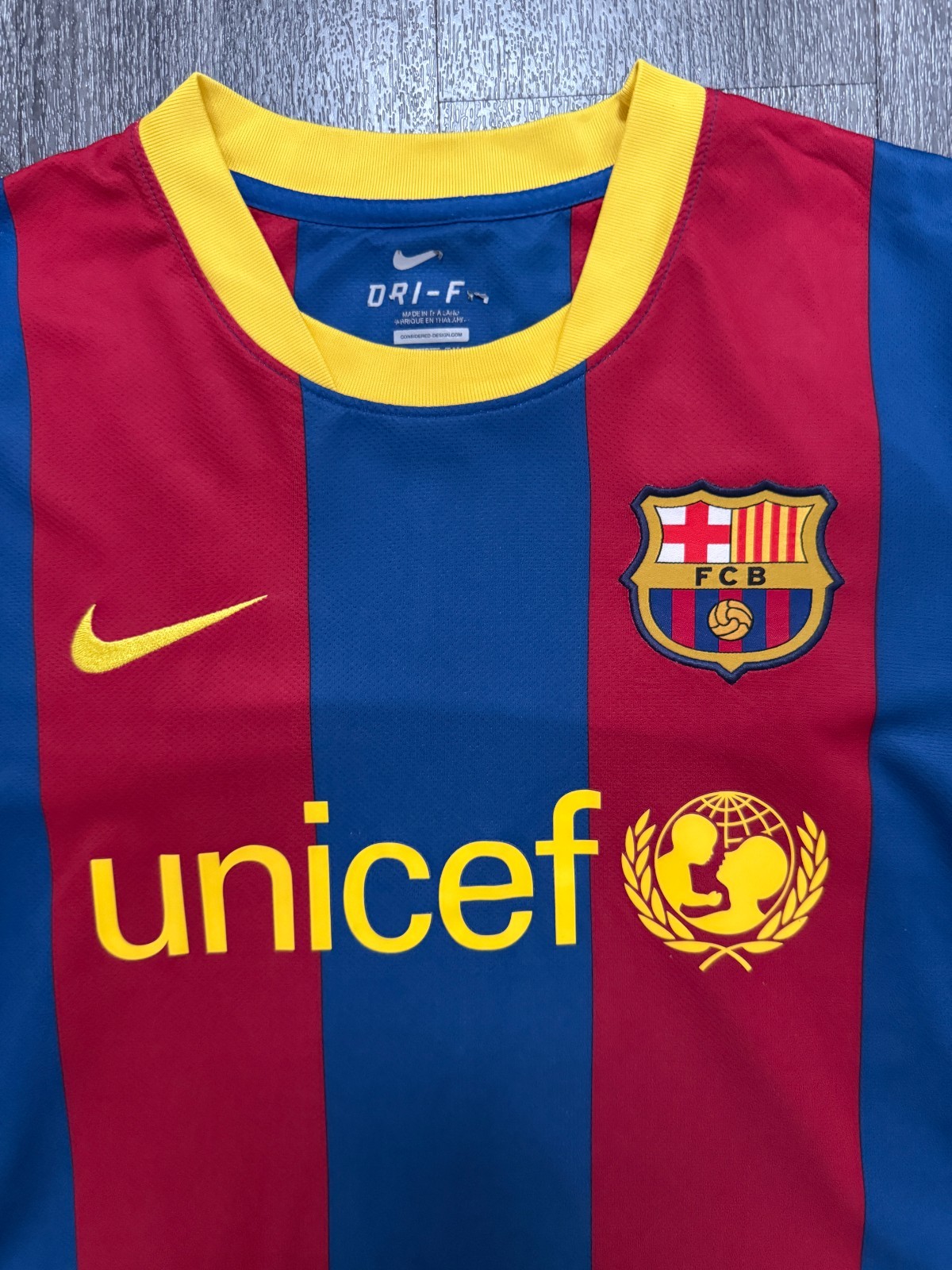 Original Nike Barcelona 2010/2011 Home Shirt DAVID VILLA 7 Mens Medium