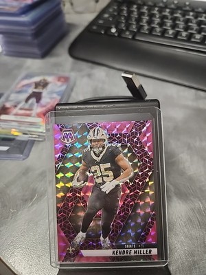 2025 Panini Mosaic #124 Pink Spectris Kendre Miller # d /13 NO SAINTS