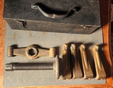 Vintage 4 Jaw Wheel Hub Puller National 