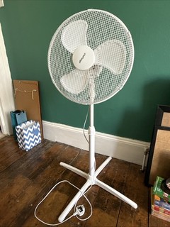 White Free Standing Fan with Adjustable Height and Pedestal UK Plug