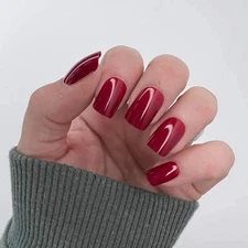 Red Aspen Press On Nails- Pamla Jo's Poinsettia 𝙼𝚎𝚍𝚒𝚞𝚖 | 𝚂𝚚𝚞𝚊𝚛𝚎 Red