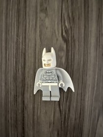 LEGO DC Superheroes Set #76000 Arctic Batman vs. Mr Freeze Aquaman on Ice