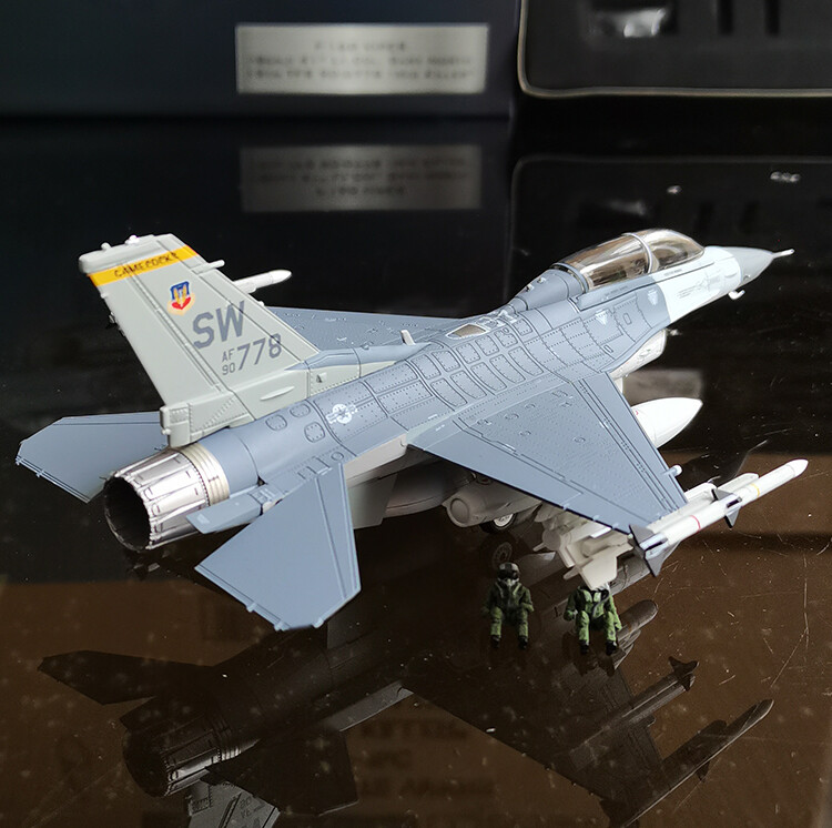 Calibre Wings 1/72 US Air Force 19th Squadron F-16D MiG Killer