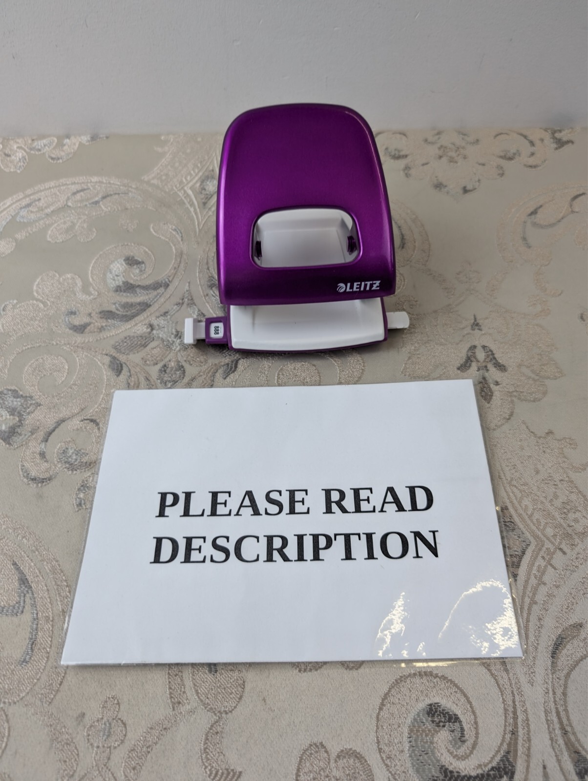 Leitz 50082062 Hole Punch NeXXt 30sh Blister - Purple (READ)