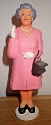Figurine Solaire Reine Elizabeth II - Kikkerland - Rose - 17cm - Bon État - Photo 1/3