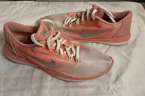 Nike Femme Flex Supreme TR 5 PRM Cross Trainer Blanc/Melon Brillant, 6,5