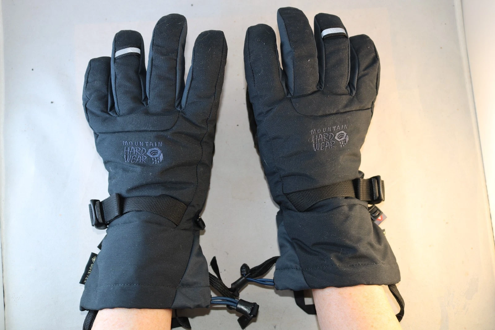 Mountain Hard Wear FireFall/2 GORE-TEX Gloves Womens Medium M Black Ski Snow