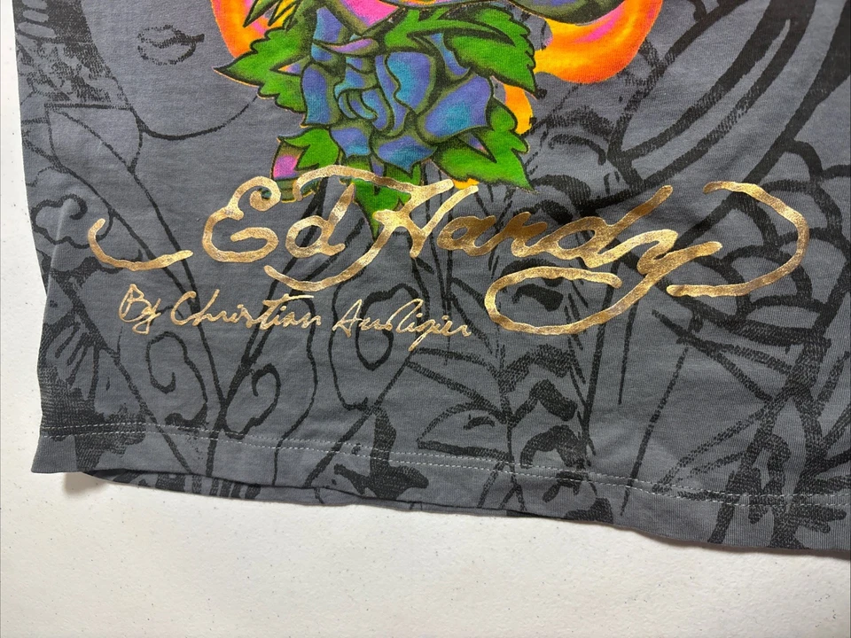 vtg Ed Hardy Medium True Love Graphic girls XL  T Shirt Short Sleeve Peace Sign - Image 3 of 4