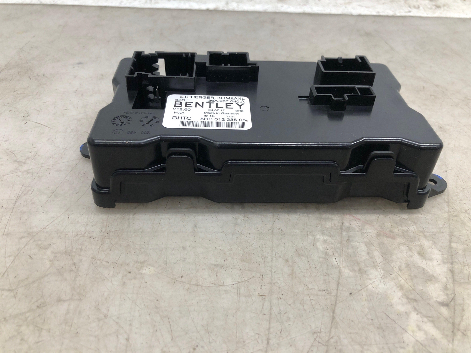 2016-2020 BENTLEY BENTAYGA A/C CLIMATE CONTROL MODULE UNIT 36A907040A OEM 2019