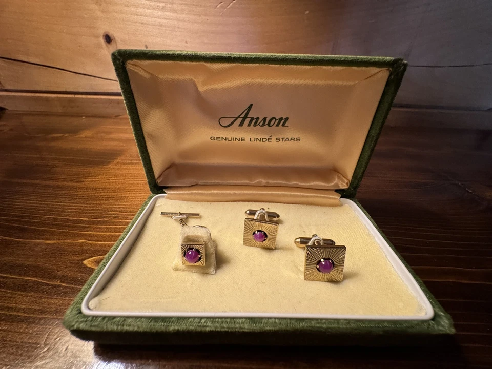 Vintage Anson Genuíno Linde' Estrelas Safira Tie Tac & Cuff Link Conjunto Anos 50 Anos 60 Raro - Imagem 3 de 4