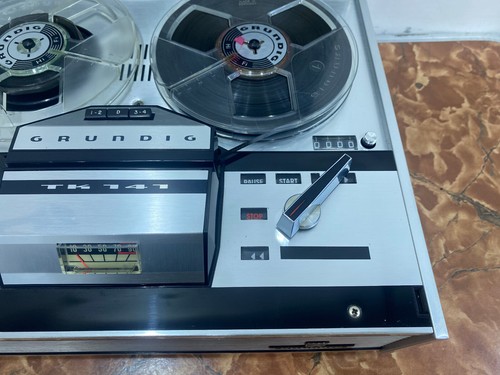 GRUNDIG TK141 VINTAGE REEL TO REEL PLAYER TAPE RECORDER - For Parts - Picture 7 of 24