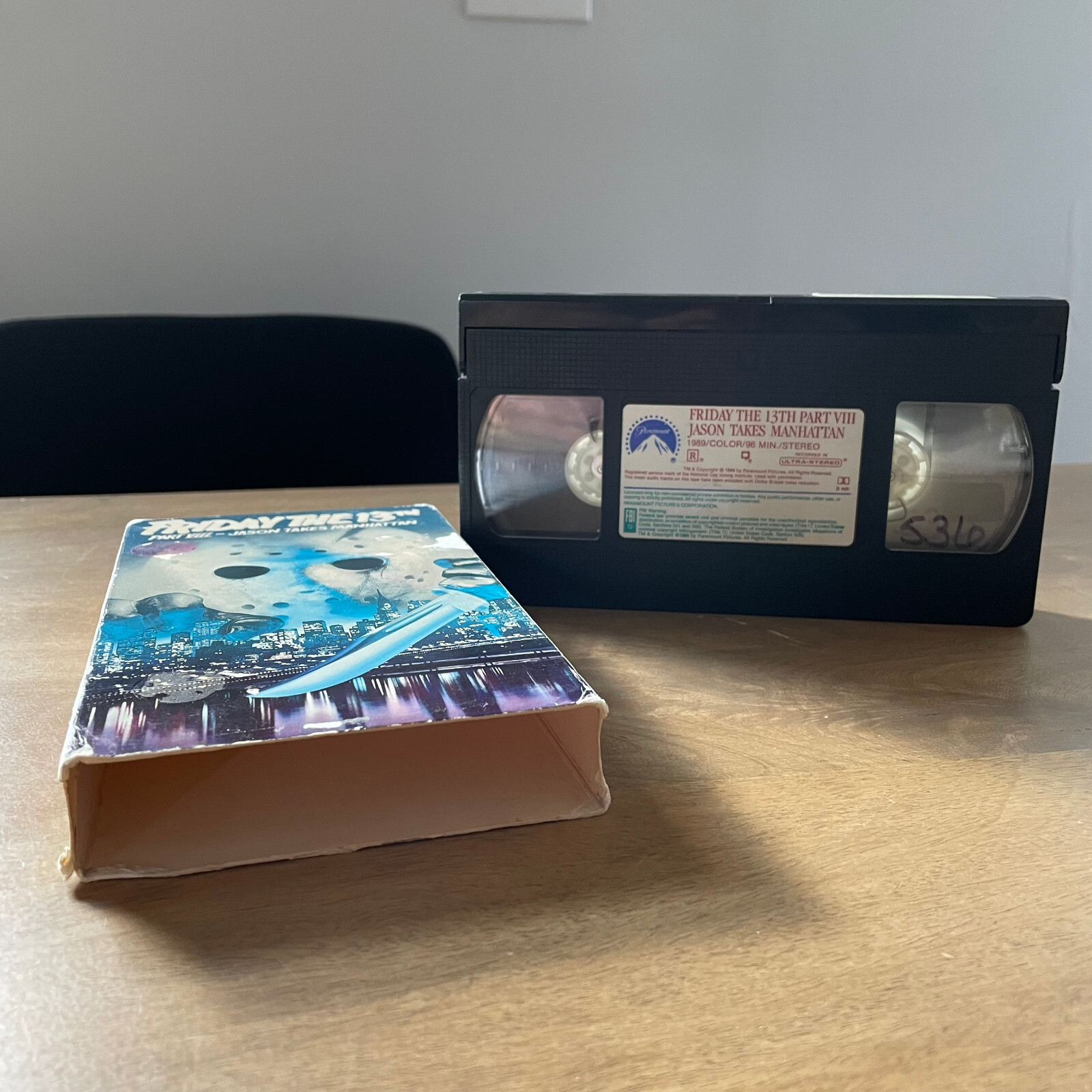 Friday the 13th Part VIII Jason Takes Manhattan (VHS/VCR Tape, 1989