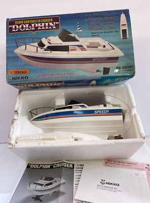Nikko vintage radio controlled Cruiser DOLPHIN”Speed Cruiser 1984
