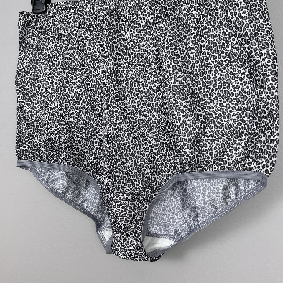 Vanity Fair Perfectly Yours Ravissant Tailored Brief Panty 15712 Large 7 Animal - Image 2 of 4