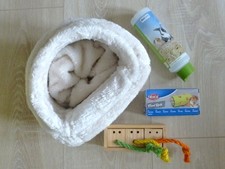 Kaninchen Spiel Zubehör Set: Kuscheltunnel, Nager Food Roll+ Snack Cube / Trixie