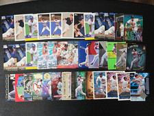 Approximately 76 Nomar Garciaparra Base, Insert & Parallel Baseball Cards