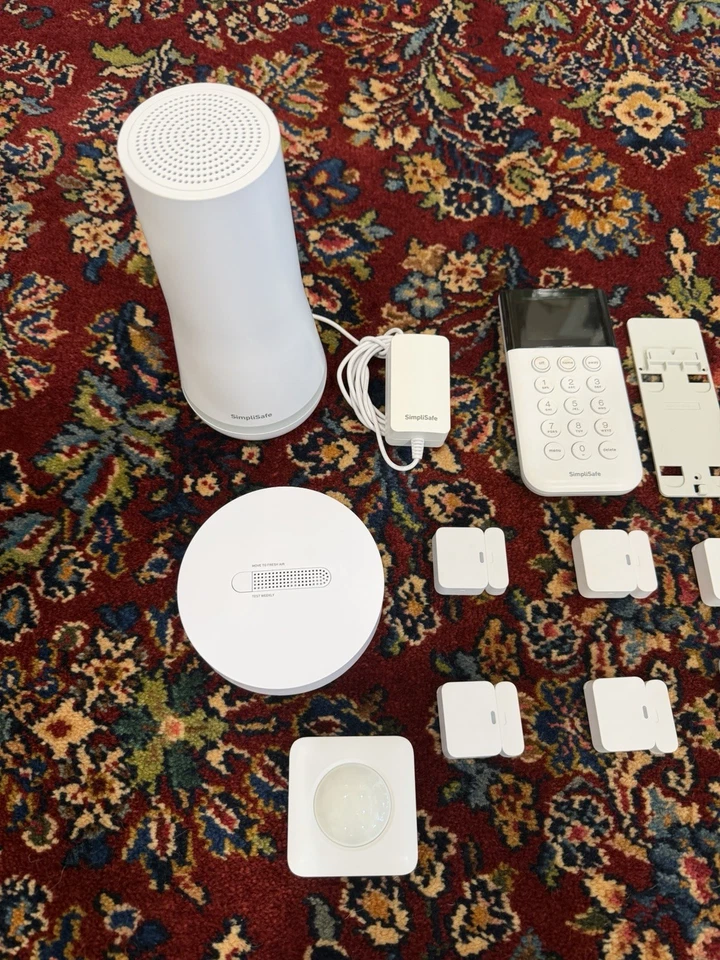 Sistema de segurança SimpliSafe 14 peças - Imagem 2 de 4