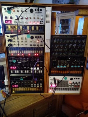 Korg Volca Bass , Keys ,Kick ,Beats , Sample,FM