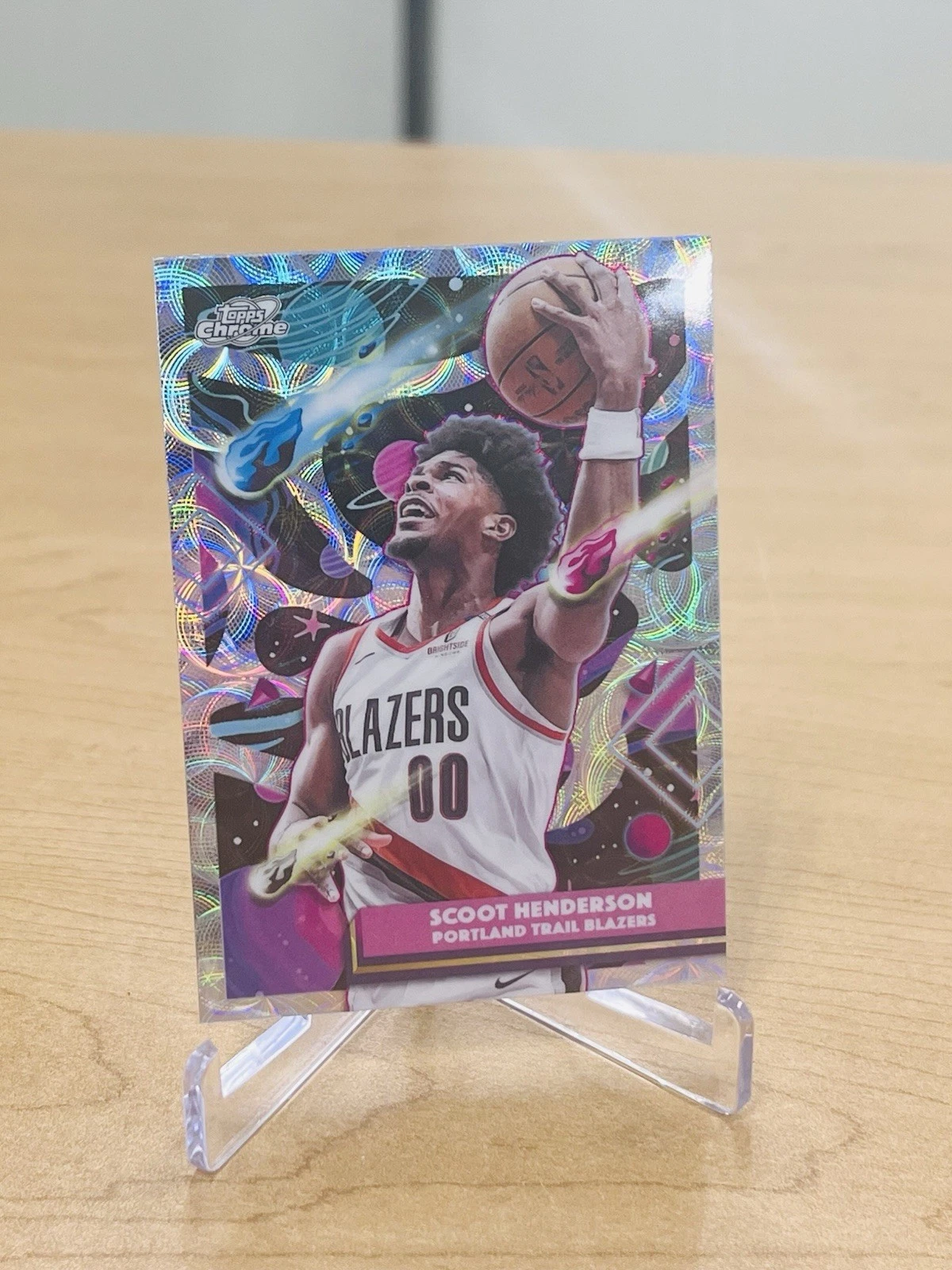 2025-26 Cosmic Chrome Scoot Henderson #185 Nucleus Refractor